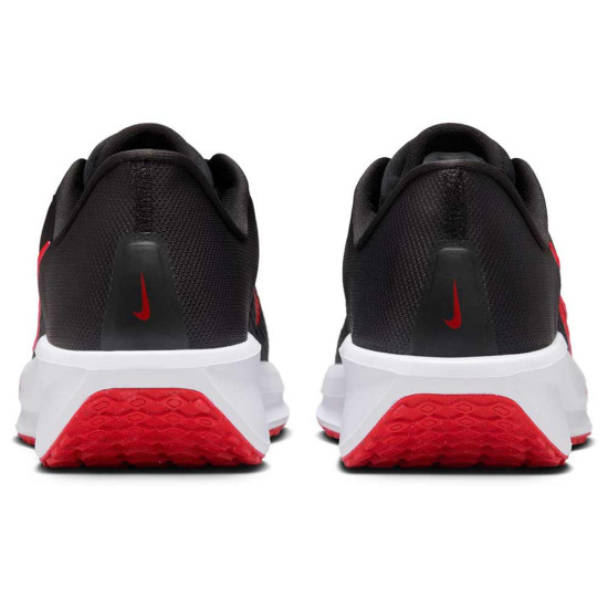 Nike Quest 6